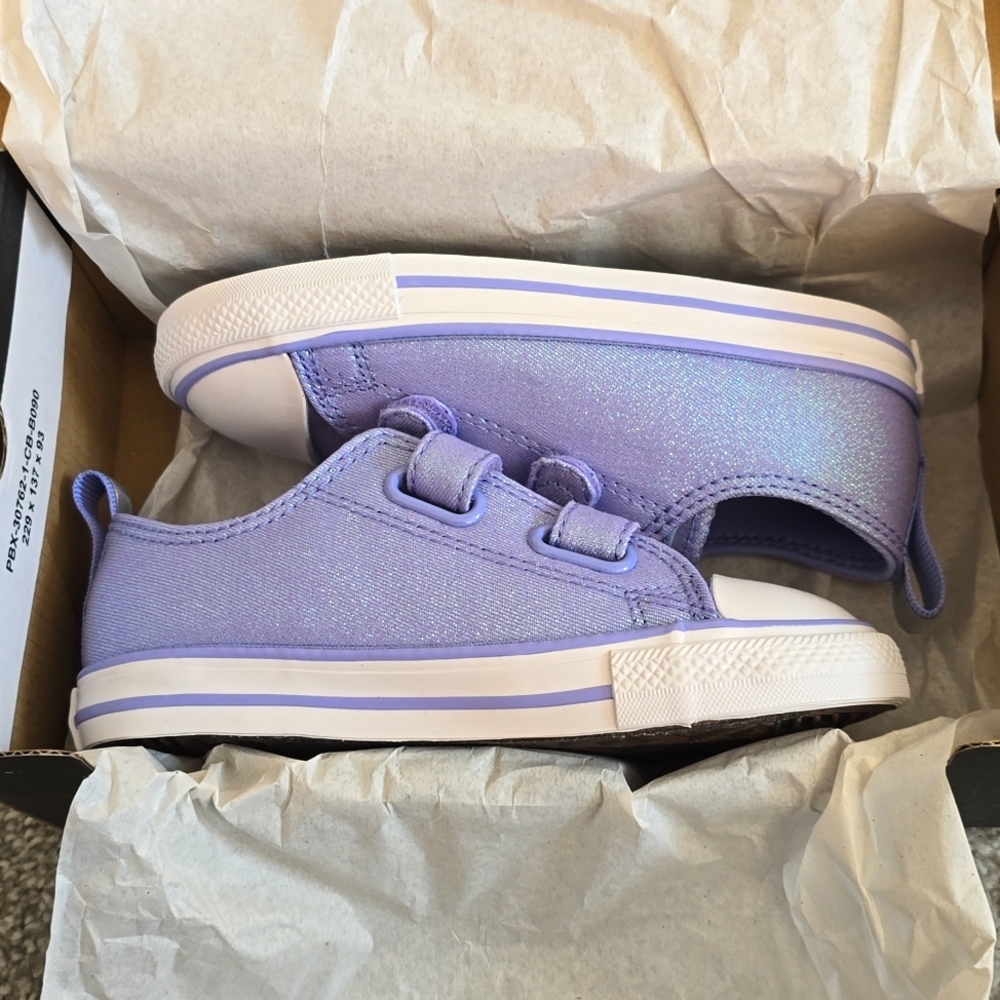 NWT Size 10 Kids Converse Glittery Purple